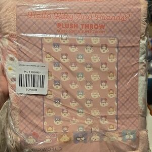 Hello Kitty and Friends Plush Throw - 60in X 45in (152cm X 114cm)